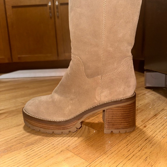 Steve Madden taupe shade boots - Picture 6 of 6
